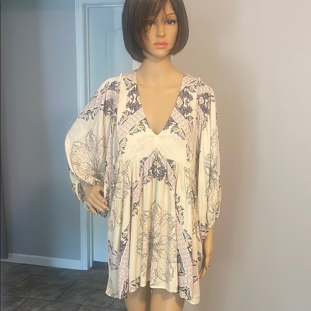 Free PeopleCream and Blue Women's Tunic Top